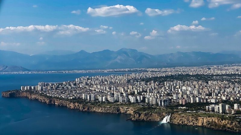 تركيا على موعد مع حرّ قياسي في أنطاليا وحرارة تصل إلى 52 درجة غدا الأربعاء