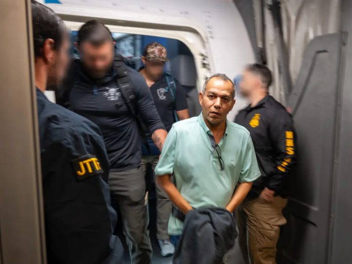 القبض على واحد من “أكثر المحتالين المطلوبين” لدى الـFBI في الشرق الأوسط