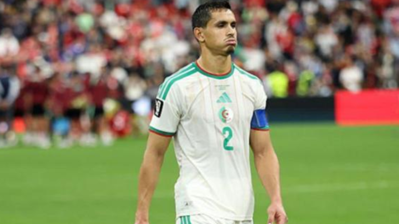 عيسى ماندي يعلن اعتزاله اللعب الدولي مع الجزائر