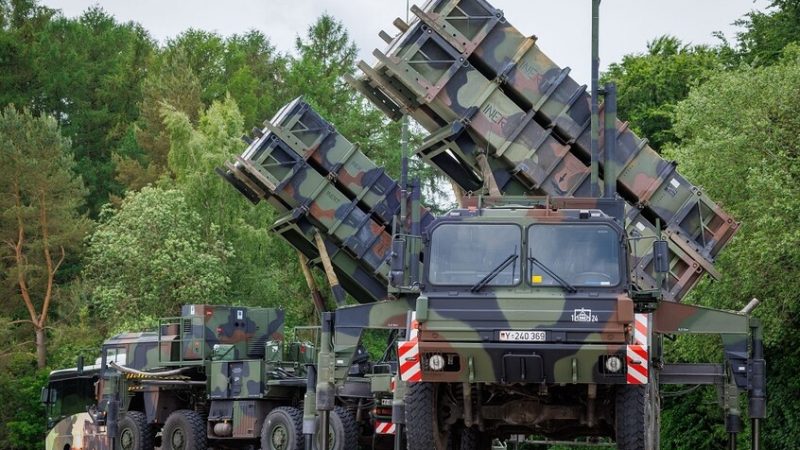 خبير عسكري أمريكي: كييف لن تتمكن أبدا من إنتاج صواريخ “باتريوت”