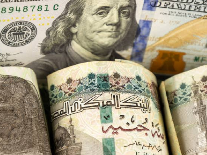لماذا ارتفعت ديون مصر من 48 إلى 165 مليار دولار؟ رئيس الوزراء السابق يجيب