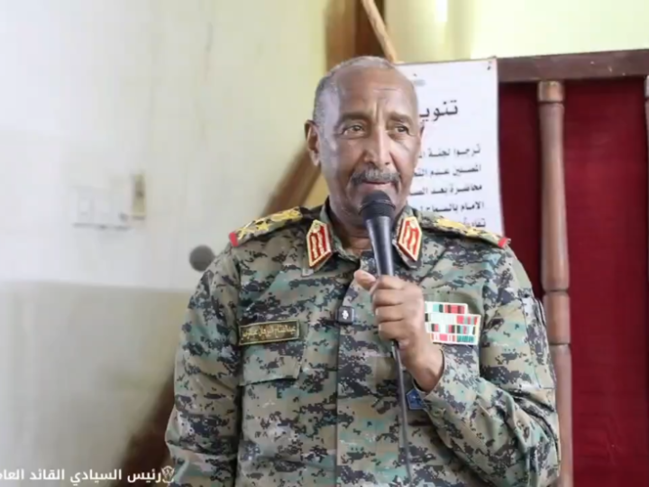 السودان.. البرهان يتعهد بطرد “قوات الدعم السريع” والتصدي للتهديدات الخارجية (فيديو)
