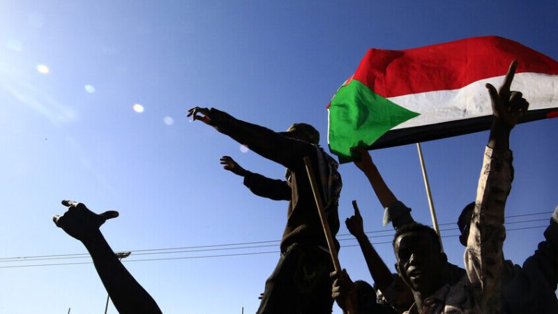 مصدر لـRT: الجيش السوداني يسيطر على منطقة أم بادر شمال كردفان ويتقدم في عدة محاور