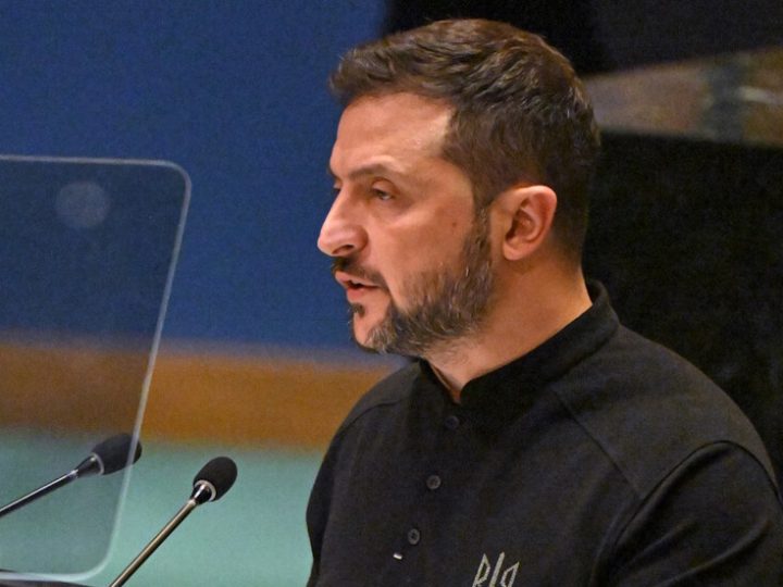 رويترز علمت بلقاء أعضاء الشيوخ الأمريكي مع زيلينسكي في واشنطن 28 يوليو