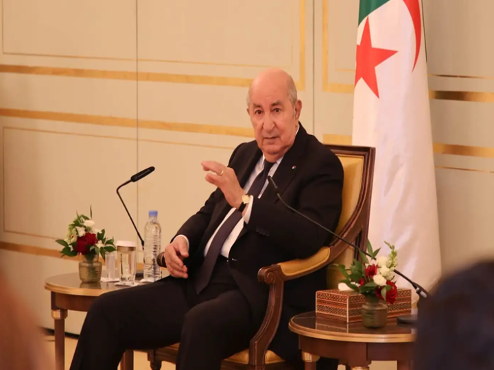 تبون يهاجم “دويلة” عربية: أينما تحل يزهق الدم.. ونحن مع مصر والسعودية في خندق واحد (فيديو)