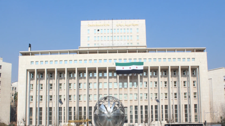 قرار جديد للمصرف التجاري السوري بعد الازدحام الشديد قبيل انتهاء مهلة استبدال العملة القديمة