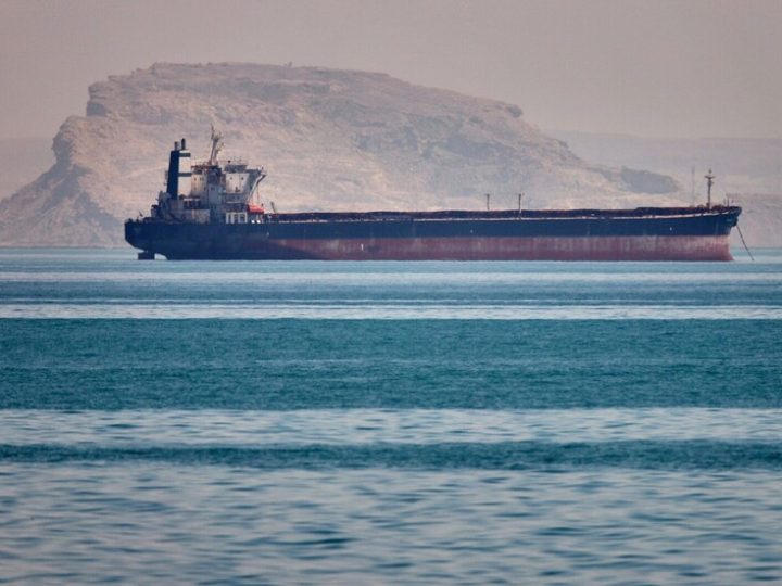 “تطور مفاجئ”.. دول خليجية تؤيد خطة إيران بتحصيل رسوم مرور طوعية في مضيق هرمز
