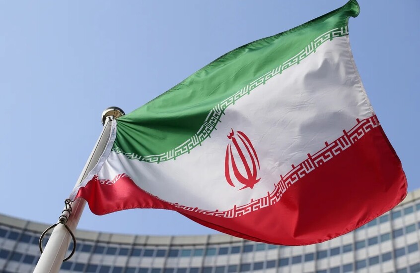 أسفر عن مقتل شخص.. أوكرانيا تعلن الاتصال بطهران بعد هجومها على سفينة مدنية إيرانية في بحر قزوين