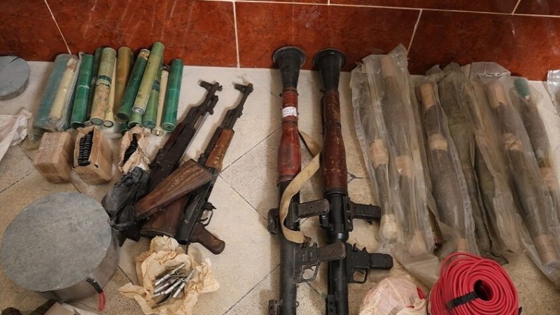 الأمن السوري يلقي القبض على عناصر ينتمون إلى تنظيم “داعش” في حلب وريفها (صور)