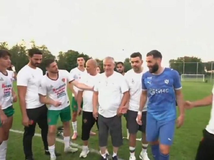 رد فعل لاعبي مولودية الجزائر تجاه بنزيما (فيديو)