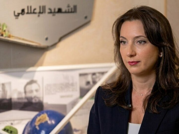 مديرة RT Arabic: جائزة خالد الخطيب تكرس دعمها للمراسلين الحربيين للعام التاسع (فيديو)