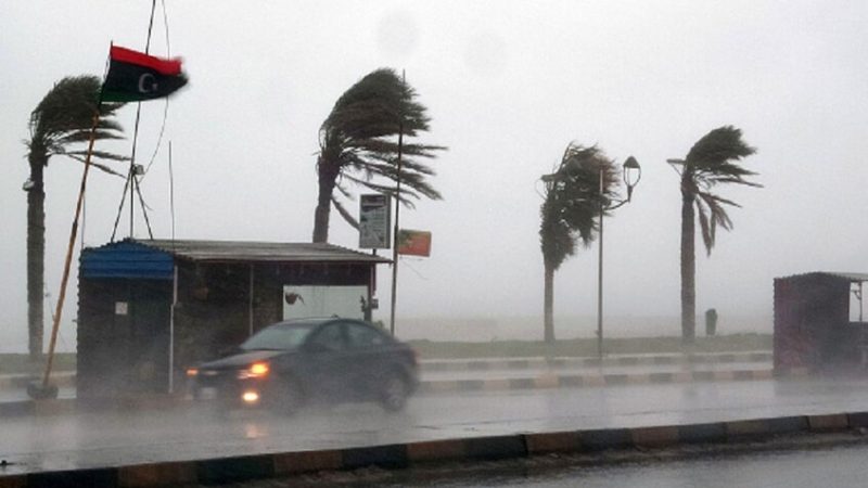 إيطاليا.. عاصفة تتجه نحو ساحل ليبيا وتحذيرات من فيضانات بين طرابلس ومصراتة