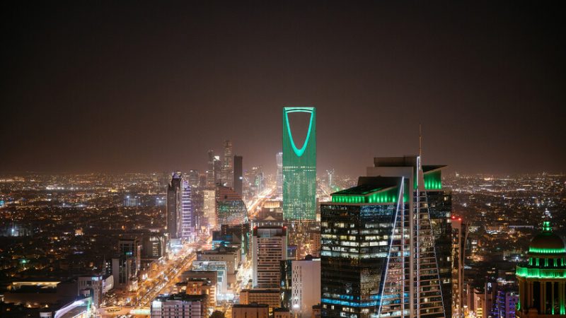 عجز الميزانية السعودية يتراجع بأكثر من 70% في الربع الثاني من 2026