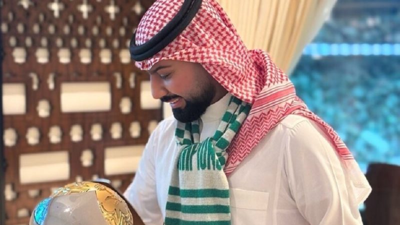 “تعطي المشجع كف ما ينساه”.. فيصل زيد يشن هجوما حادا على يايسله