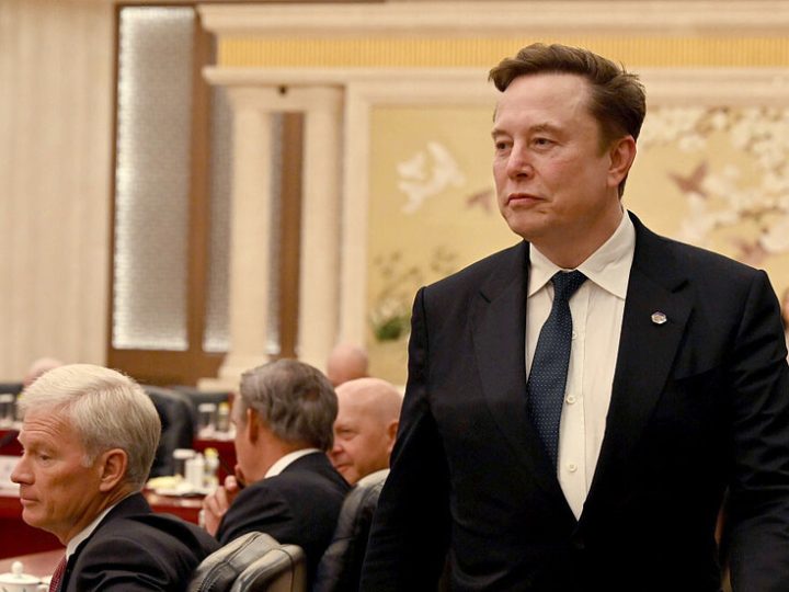 إيلون ماسك يفتح محفظته لتمويل “حزب ترامب” في انتخابات التجديد النصفي
