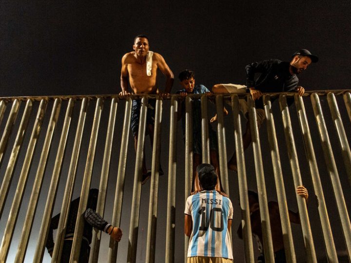 اليمين الهولندي يطالب بالخروج من الاتحاد الأوروبي ووقف استقبال المهاجرين