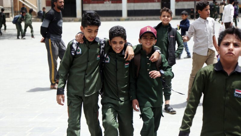 وزير يمني يدعو لتحرك عاجل لـ”حماية ملايين الأطفال في مناطق سيطرة الحوثيين”