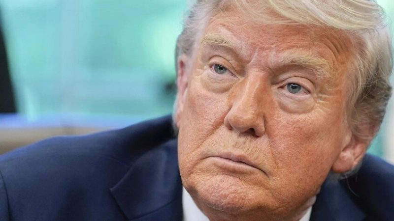ترامب: من حق الولايات المتحدة أخذ أي شيء من أوكرانيا وفي أي وقت تريده