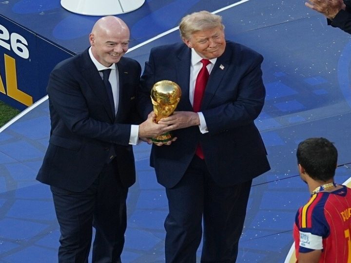 نيويورك بوست: فيفا تتراجع عن خطة بيع حصة من حقوق كأس العالم لمستثمرين بعد معارضة واسعة