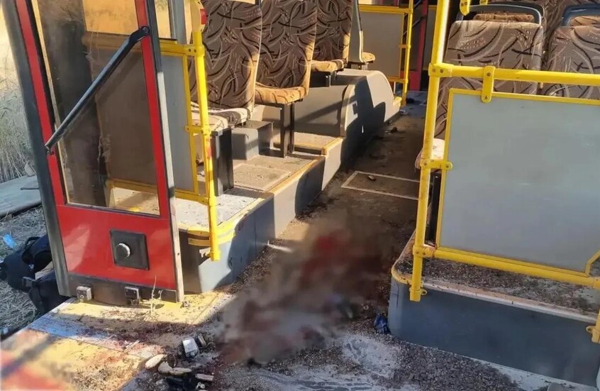 مقتل شخص وإصابة 12 استهدفت حافلتهم مسيّرة أوكرانية في زابوروجيه
