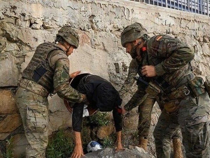 تقارير: المهاجرون يختبئون في الأنابيب والأنفاق لتجنب الترحيل من سبتة