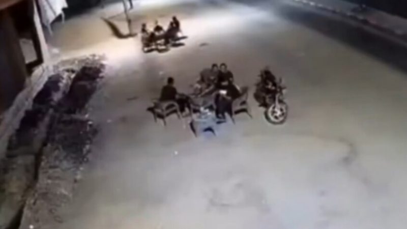مصر.. مشاهد الذعر تتصدر السوشيال ميديا لحظة وقوع زلزال السويس