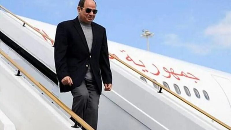 أول زعيم عربي يتضامن مع مصر بعد زلزال السويس
