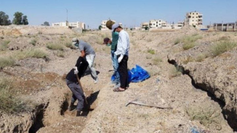 العثور على رفات بشرية بين قطنا وإمبيا بريف دمشق.. والتحقيقات مستمرة لكشف الهوية