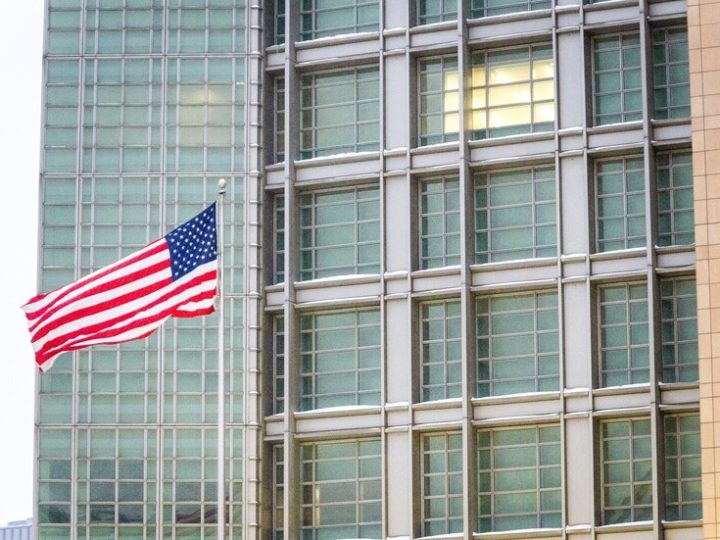 إدارة ترامب تلغي تأشيرة سفير البرازيل على خلفية الخلاف الدبلوماسي مع دا سيلفا