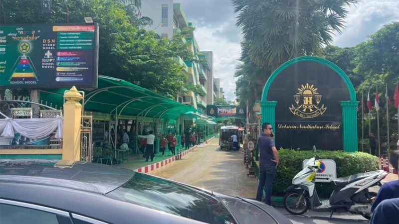 الشرطة التايلاندية: مطلق النار في مدرسة بانكوك قتل أجداده قبل هجومه على زملائه ومعلميه