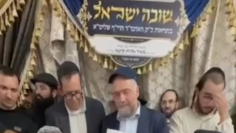 وزير الدفاع الإسرائيلي يغادر اجتماعا أمنيا لحضور حفل زفاف وخطوبة.. ونتنياهو يتساءل: أين هو؟