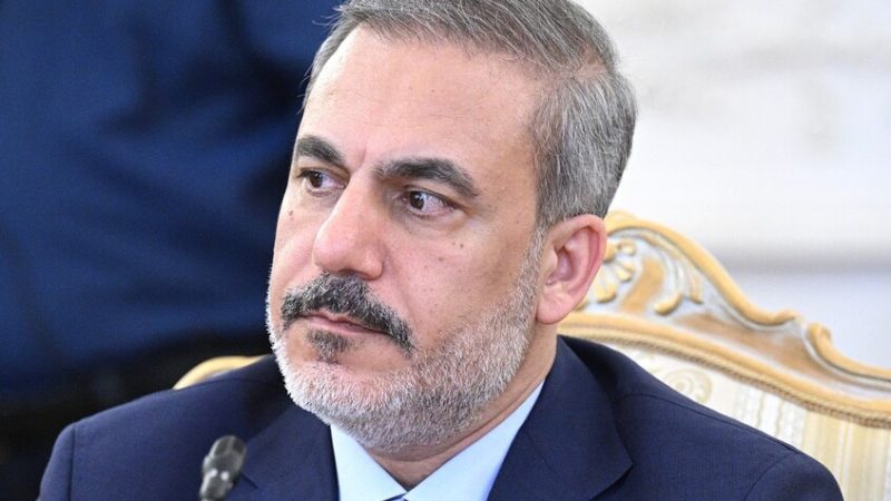 فيدان: تركيا تراقب عن كثب الوضع الأمني ​​في البحر الأسود