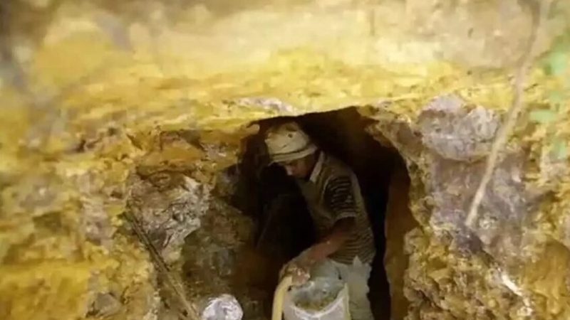 فاجعة داخل أكبر منجم للذهب في مصر