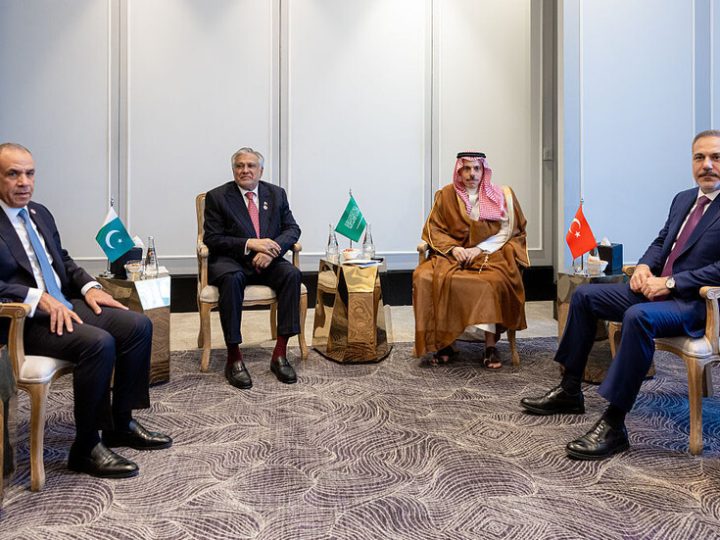 “جيروزاليم بوست”: اتفاقية الدفاع المشترك بين السعودية وتركيا وباكستان تضع المنطقة على أرضية خطيرة