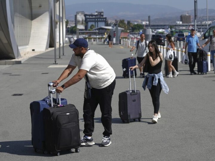 قناة “كان” العبرية: خمس الإسرائيليين يفكرون في مغادرة البلاد خلال العامين الأخيرين