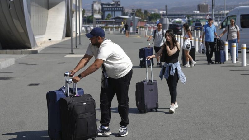 قناة “كان” العبرية: خمس الإسرائيليين يفكرون في مغادرة البلاد خلال العامين الأخيرين