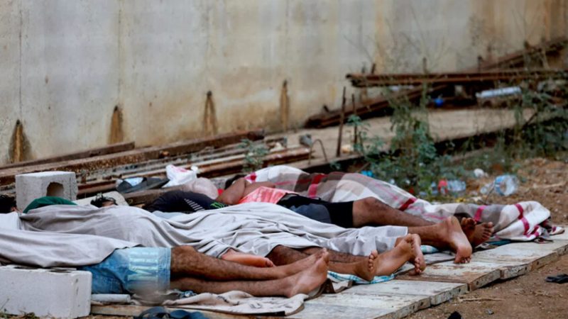 نحو 10 آلاف مهاجر لا يزالون في سبتة بعد دخولهم من المغرب