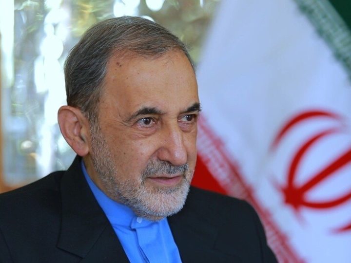مستشار خامنئي يوجه رسالة للسعودية