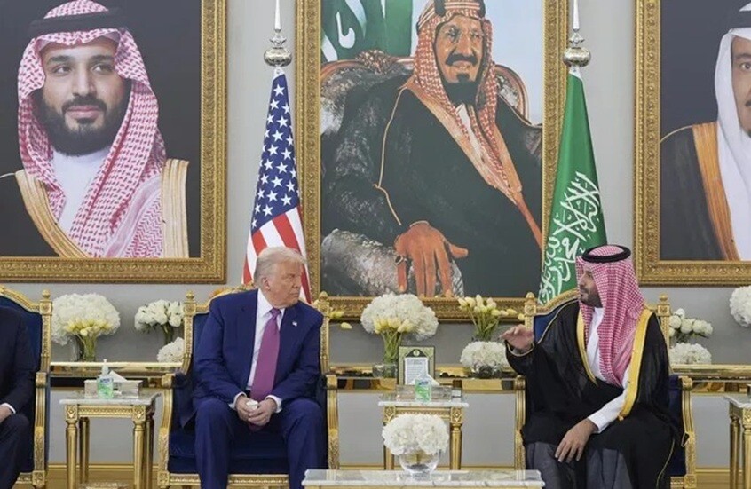 مسؤول سعودي يكشف عن رضوخ ترامب لتحذير وجهته المملكة بعدم ضرب إيران