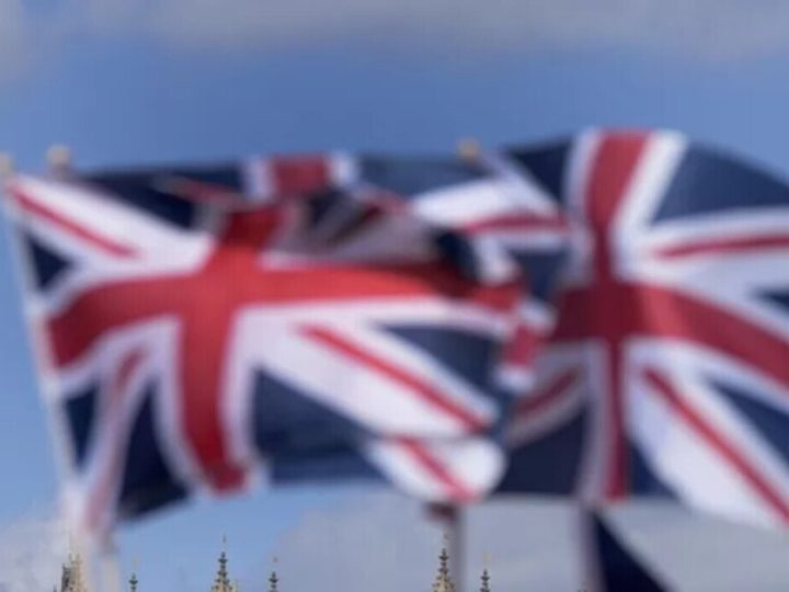 التايمز: مسؤولون بريطانيون يخشون انعدام التواصل العسكري مع روسيا