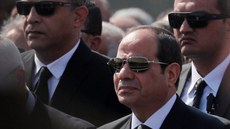 مصر.. السيسي يصدر قرارات بخصوص قادة كبار