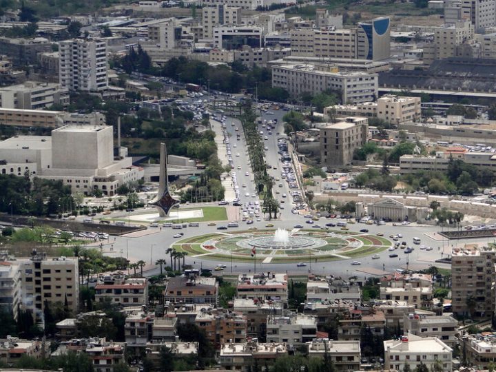 بعد حكم بإعدام الأسد وشقيقه.. العدل السورية تشكل لجنة لتسليم “المجرمين” بالتنسيق مع الانتربول الدولي