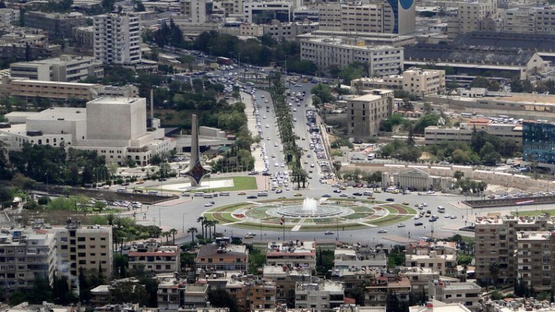بعد حكم بإعدام الأسد وشقيقه.. العدل السورية تشكل لجنة لتسليم “المجرمين” بالتنسيق مع الانتربول الدولي