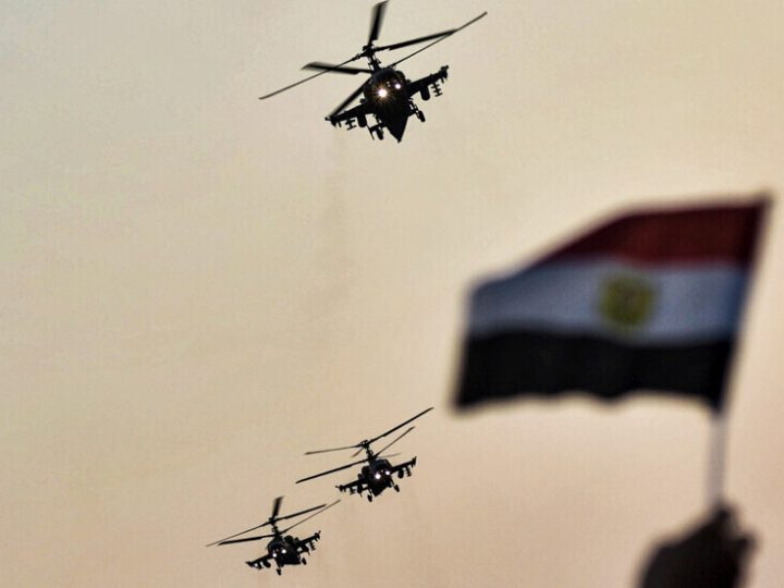 الجيش المصري ينفذ مشروعا تعبويا شرقي البلاد (فيديو)