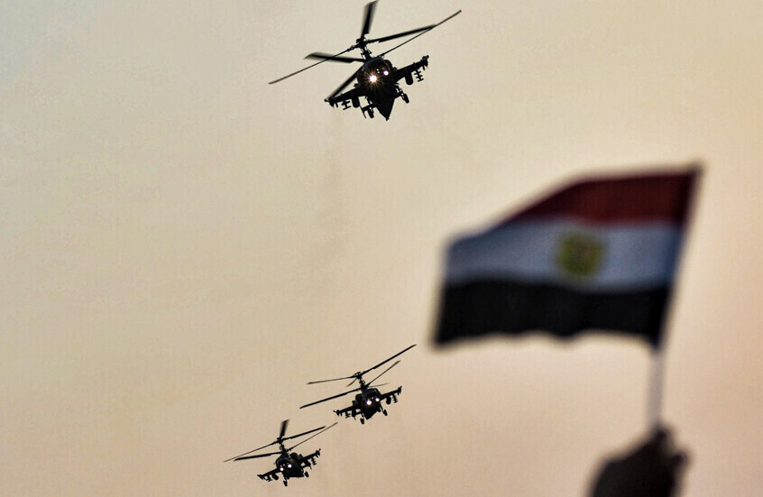 الجيش المصري ينفذ مشروعا تعبويا شرقي البلاد (فيديو)