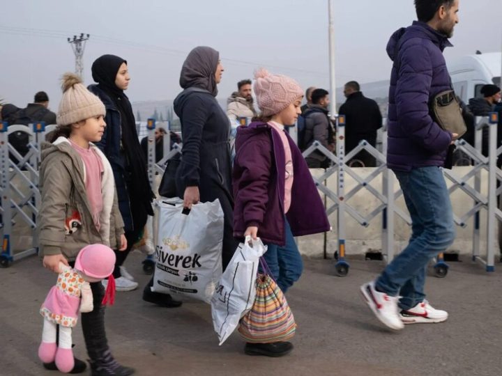 ألمانيا تلغي لجوء آلاف السوريين