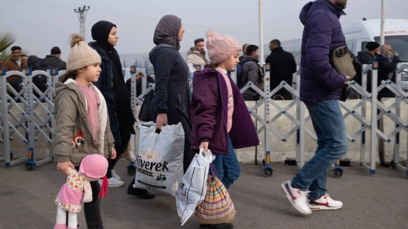 ألمانيا تلغي لجوء آلاف السوريين