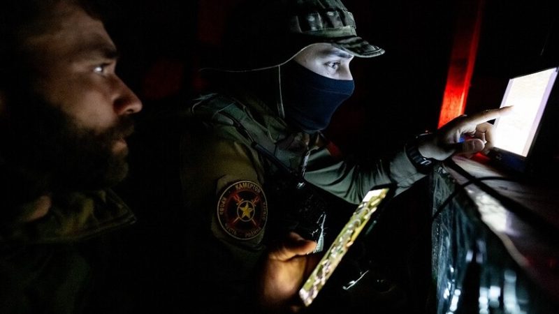 قناصة أوكرانيون يقتلون جنديين من قواتهم حاولا الاستسلام للجيش الروسي