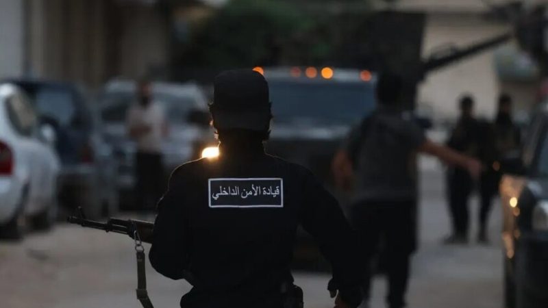 سوريا.. الأمن الداخلي في اللاذقية يوقف 7 أشخاص على ذمة التحقيق بقضية الشاب ‏غميرة