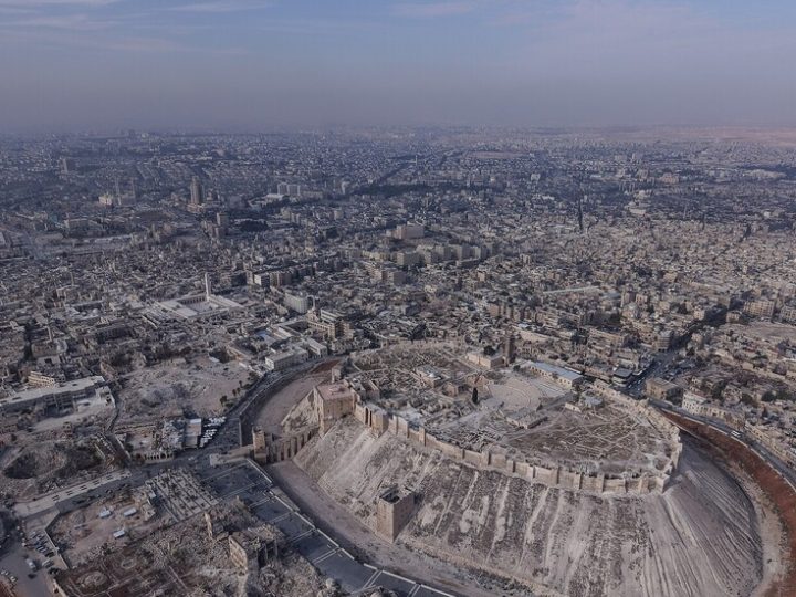 جدل في حلب حول المولد النبوي.. بين الاحتفال و”البدعة” (فيديو)